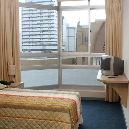 Euro Hotel กูรีตีบา ภายนอก รูปภาพ