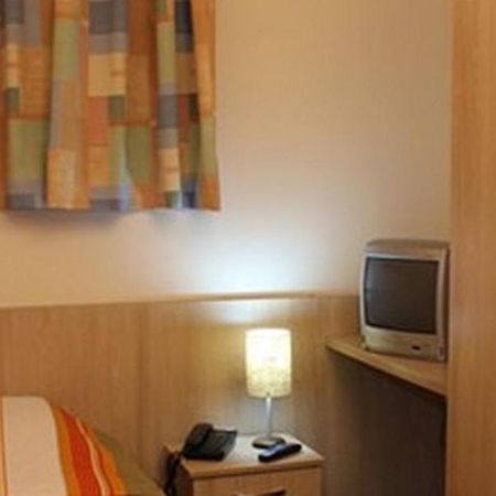 Euro Hotel กูรีตีบา ภายนอก รูปภาพ