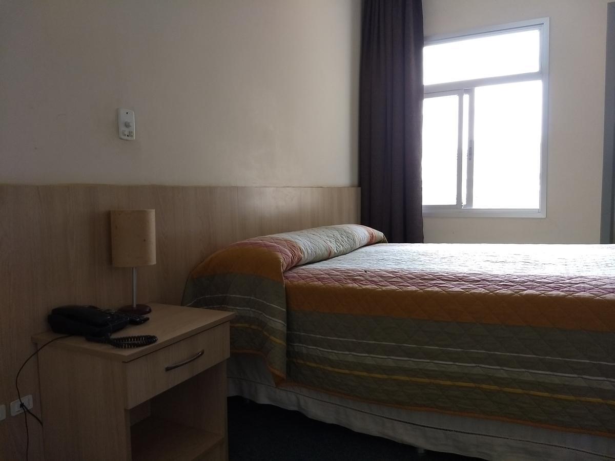 Euro Hotel กูรีตีบา ภายนอก รูปภาพ
